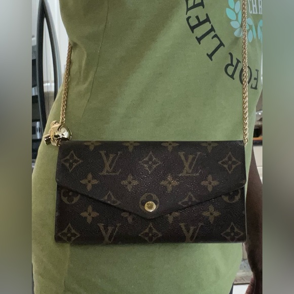 💯Authentic Louis Vuitton Portefeuille Sarah Long Wallet w/Chain inclusion - Picture 5 of 17